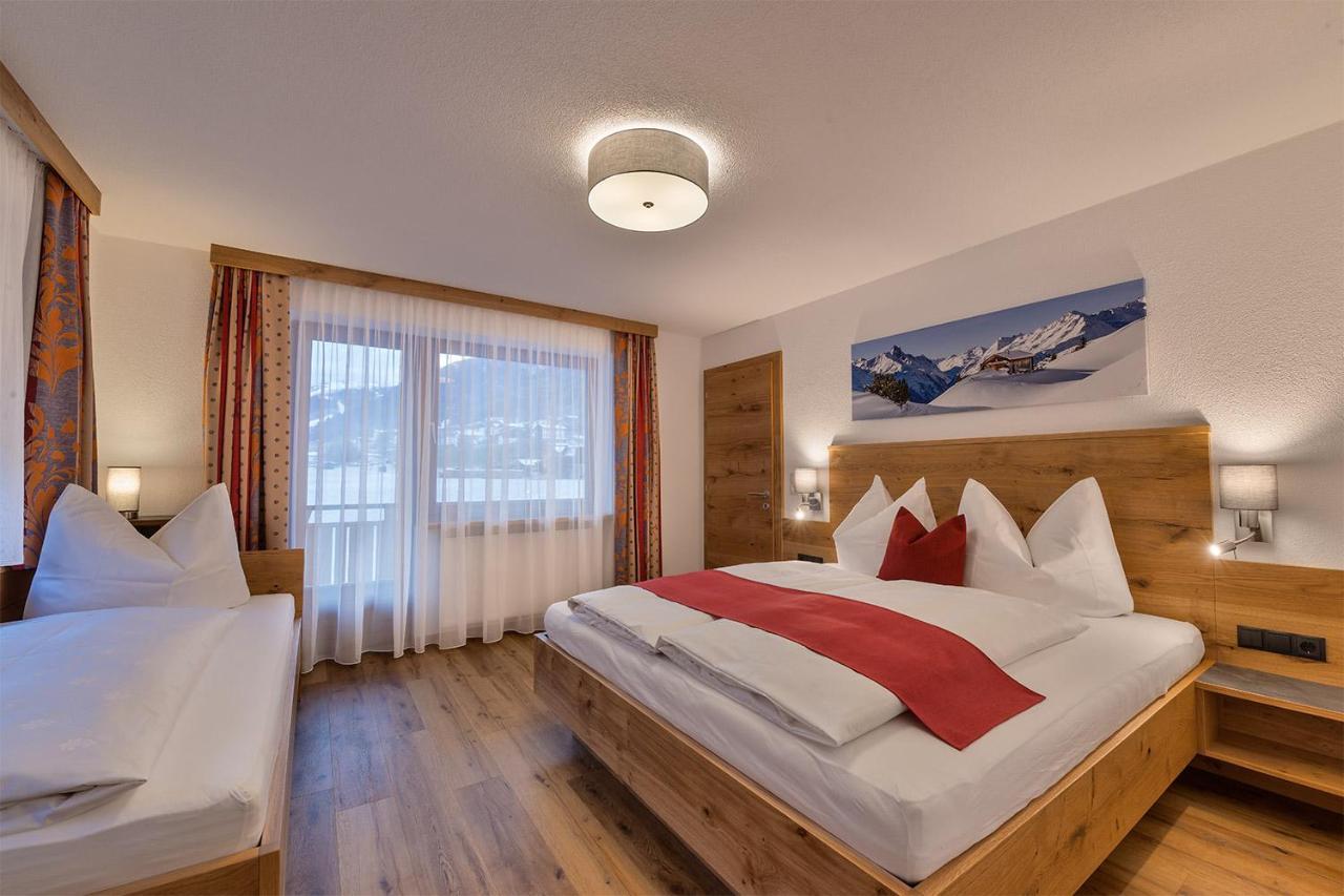 Alpenrose Appartements Burger Evelin サンクト・アントン・アム・アールベルク エクステリア 写真